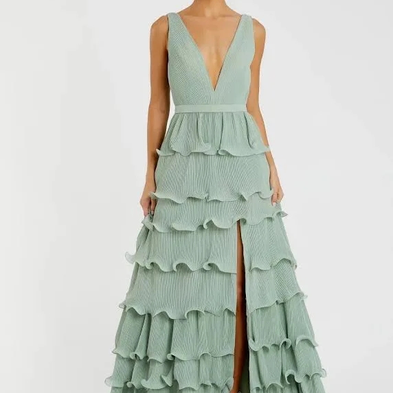 Elegant Green Tiered Maxi Dress